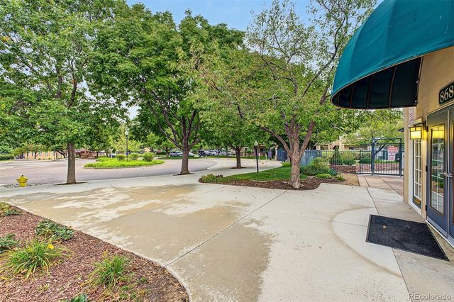 8777 E Dry Creek Road 1422, Centennial, CO 80112