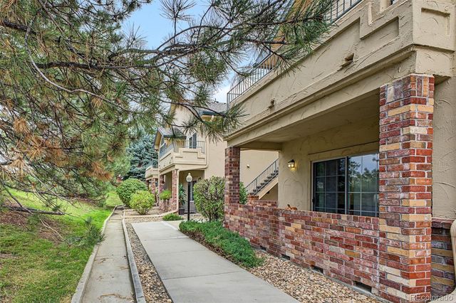 8777 E Dry Creek Road 1422, Centennial, CO 80112