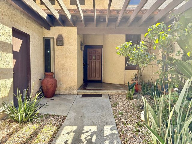 19 Cabrillo Drive, Avalon, CA 90704