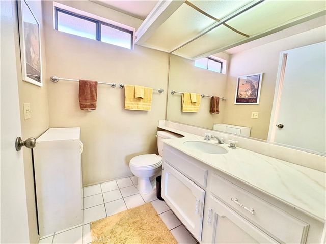 19 Cabrillo Drive, Avalon, CA 90704