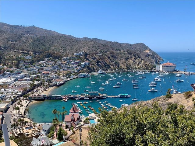 19 Cabrillo Drive, Avalon, CA 90704