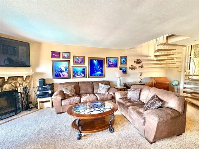 19 Cabrillo Drive, Avalon, CA 90704