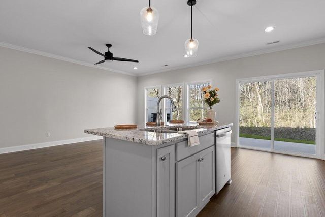 9085 Dallas Hollow Road, Soddy Daisy, TN 37379