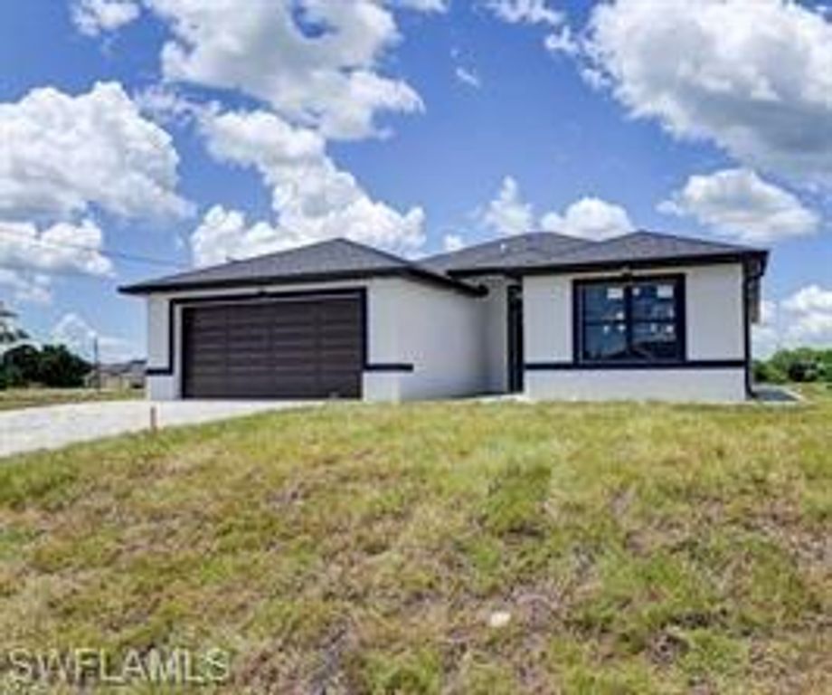 1004 Diplomat PKWY W, CAPE CORAL, FL 33993 — exterior