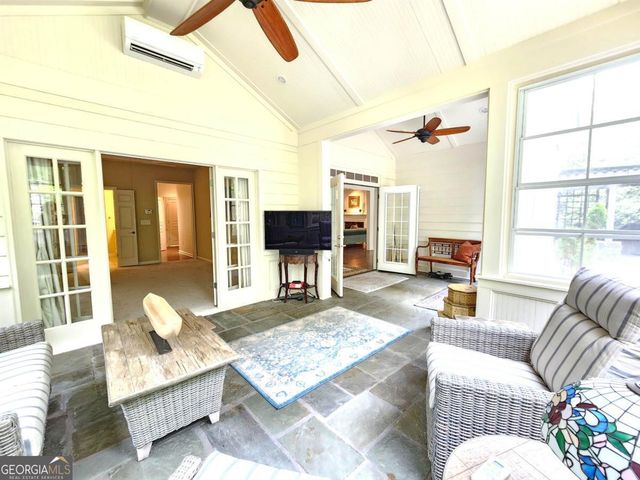 1081 Lakefront Court, Greensboro, GA 30642