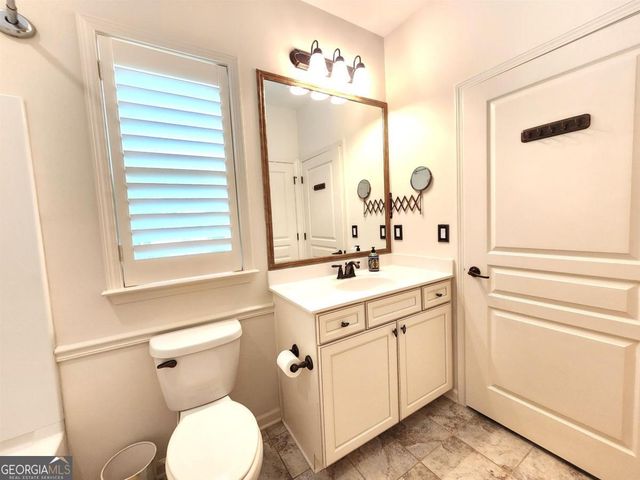 1081 Lakefront Court, Greensboro, GA 30642