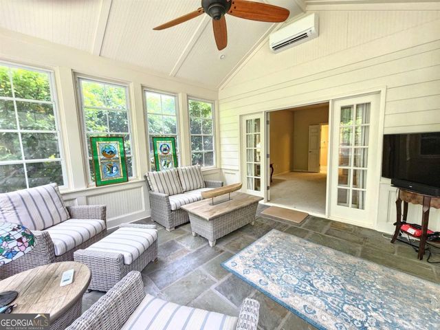 1081 Lakefront Court, Greensboro, GA 30642