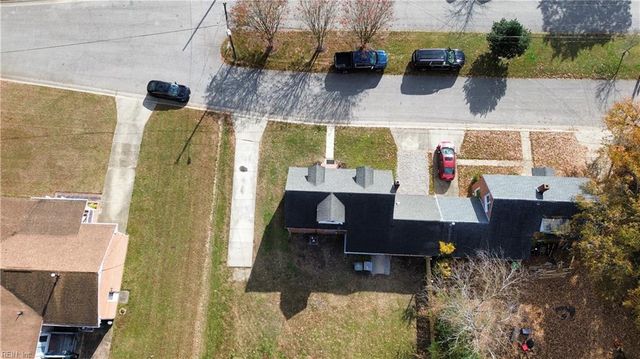 7 E Lewis RD, Hampton, VA 23666