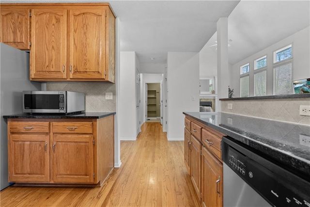 705 Hawthorne Drive, Liberty, MO 64068