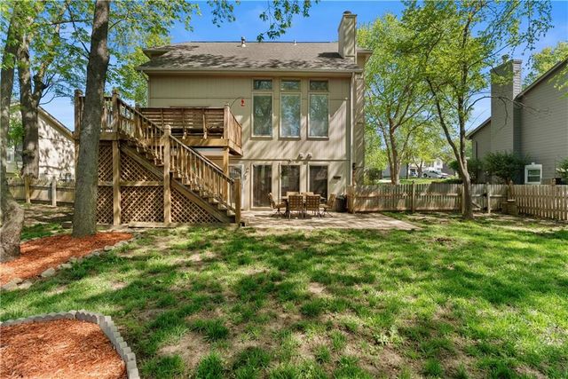 705 Hawthorne Drive, Liberty, MO 64068