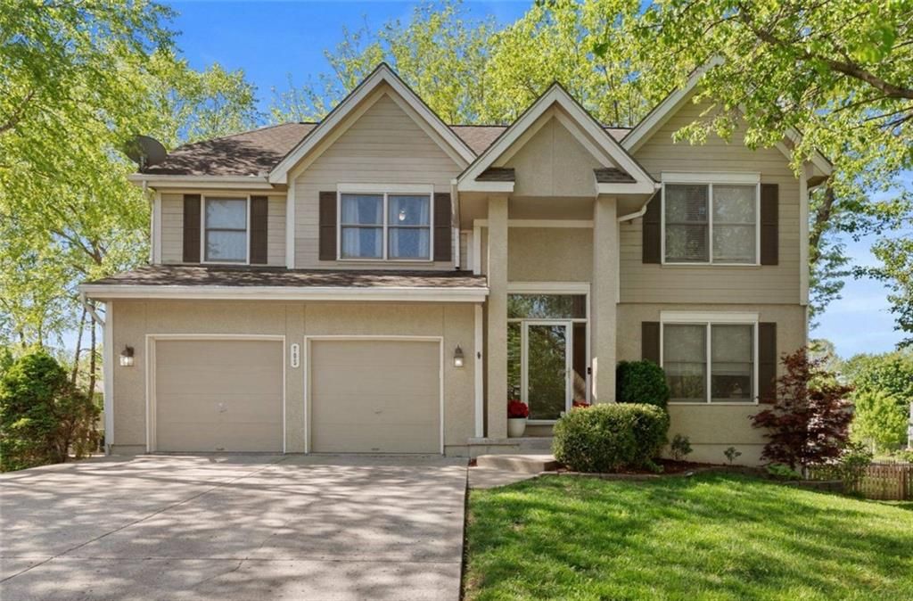 705 Hawthorne Drive, Liberty, MO 64068