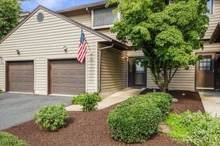13 Cardinal Ln 13, Hampton Twp., NJ 07860