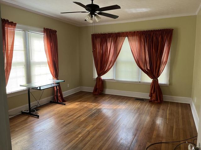 205 4th Street, Manchester, GA 31816