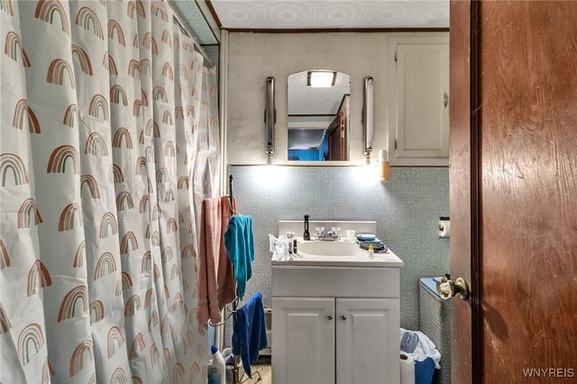 5719 Crittenden Road, Newstead, NY 14001