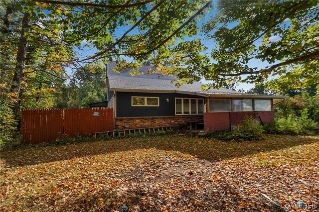 5719 Crittenden Road, Newstead, NY 14001