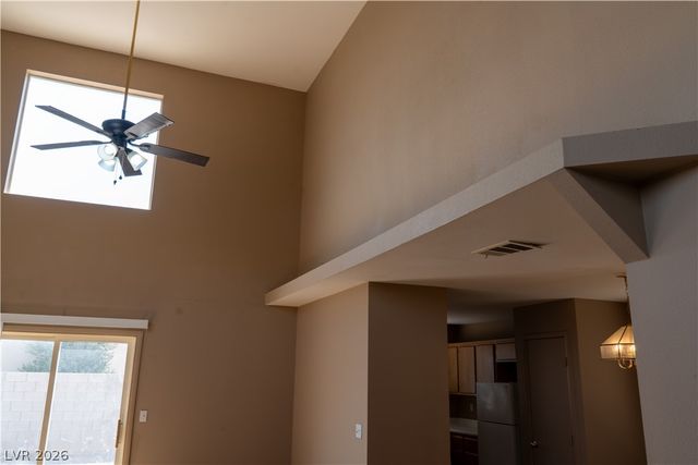 3822 Gulliver Street, Las Vegas, NV 89115