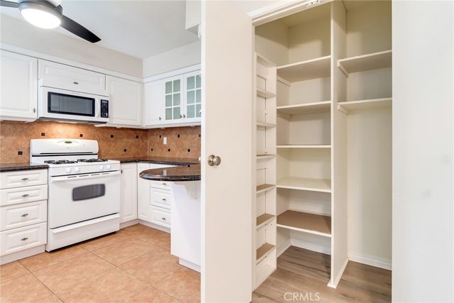 1736 E Commonwealth Ave 102, Fullerton, CA 92831