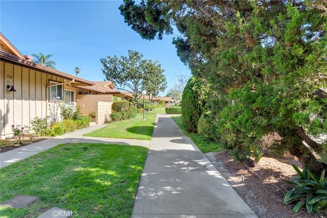 1736 E Commonwealth Ave 102, Fullerton, CA 92831