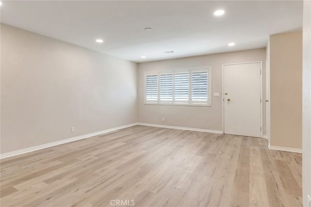 1736 E Commonwealth Ave 102, Fullerton, CA 92831