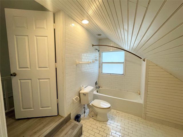 2004 2ND AVENUE E 3, Bradenton, FL 34208