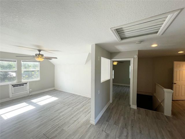 2004 2ND AVENUE E 3, Bradenton, FL 34208