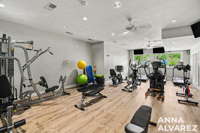 4866 Ausable River Drive SW, Wyoming, MI 49418