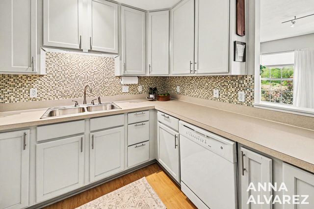 4866 Ausable River Drive SW, Wyoming, MI 49418