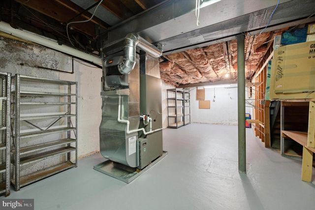 8331 ELLISTON DR, Wyndmoor, PA 19038