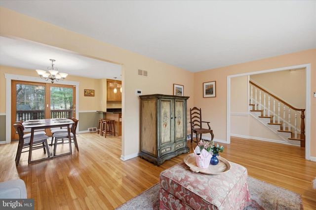 8331 ELLISTON DR, Wyndmoor, PA 19038