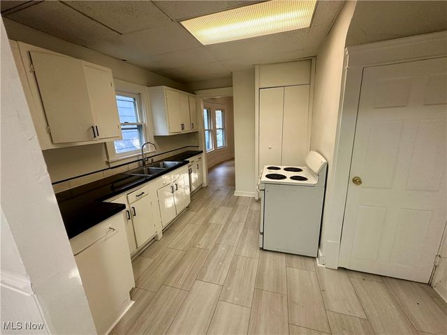 162 Westwood 162, Akron, OH 44302