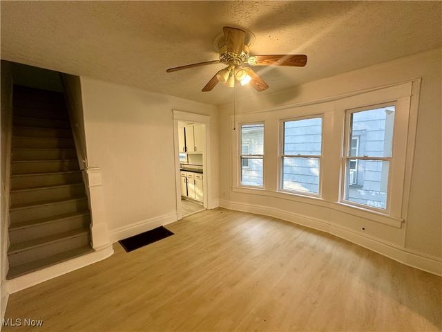 162 Westwood 162, Akron, OH 44302