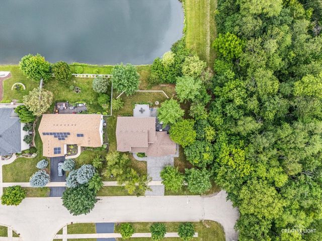 445 Kelly Avenue, Yorkville, IL 60560