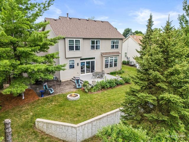 445 Kelly Avenue, Yorkville, IL 60560