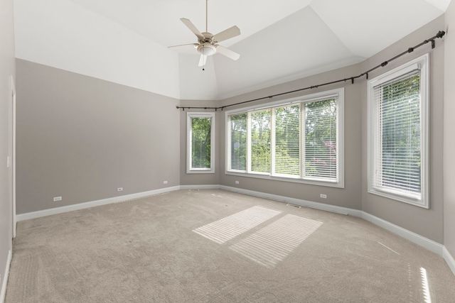1046 Sylvan Circle, Naperville, IL 60540