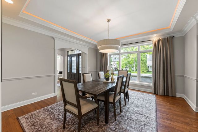 1046 Sylvan Circle, Naperville, IL 60540