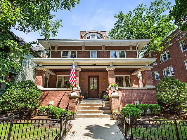 1446 W Summerdale Avenue, Chicago, IL 60640