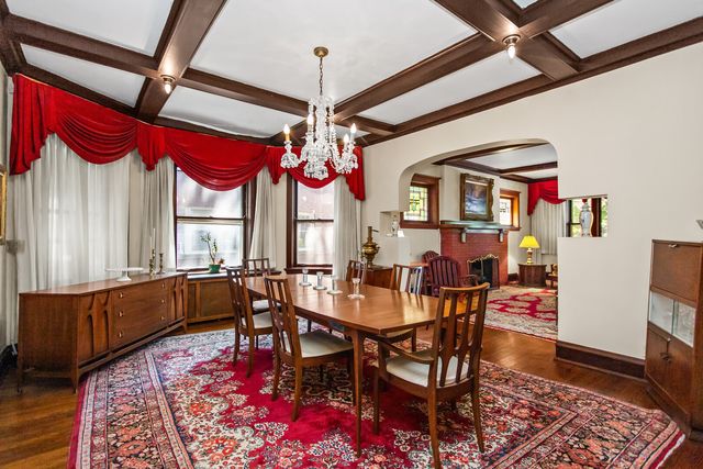 1446 W Summerdale Avenue, Chicago, IL 60640