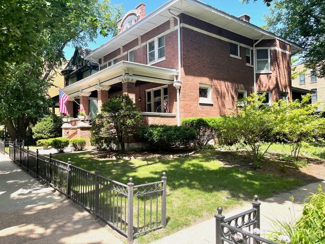 1446 W Summerdale Avenue, Chicago, IL 60640