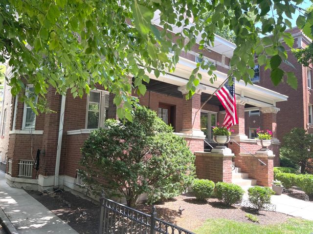 1446 W Summerdale Avenue, Chicago, IL 60640