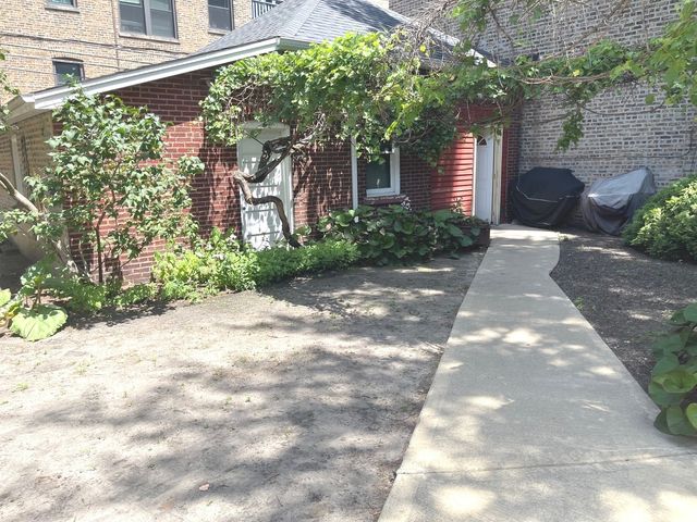 1446 W Summerdale Avenue, Chicago, IL 60640