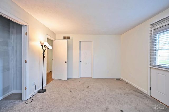 2613 Bradford Drive, Middletown, OH 45044