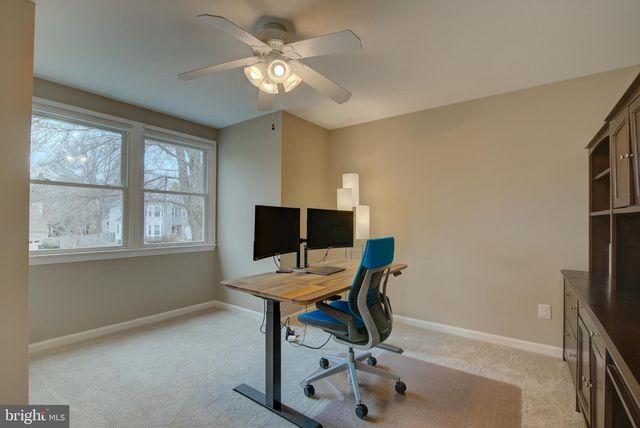 17372 HILLTOP DR, Purcellville, VA 20132