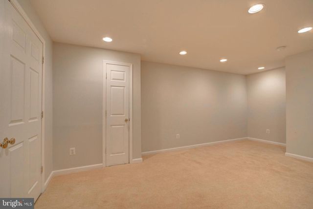 17372 HILLTOP DR, Purcellville, VA 20132