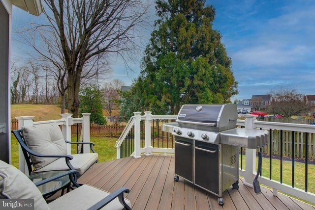 17372 HILLTOP DR, Purcellville, VA 20132