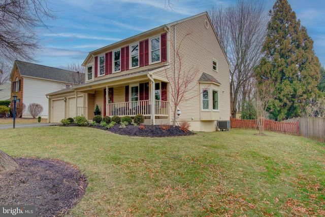 17372 HILLTOP DR, Purcellville, VA 20132
