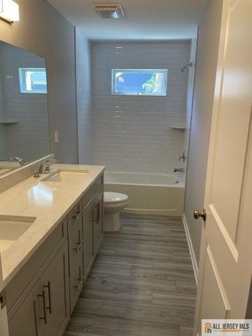 29 Halsey Street, Metuchen, NJ 08840