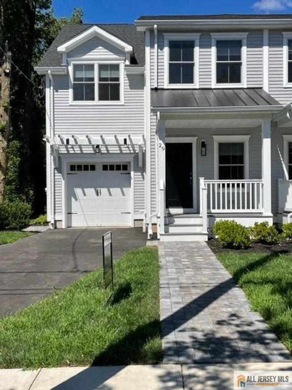 29 Halsey Street, Metuchen, NJ 08840