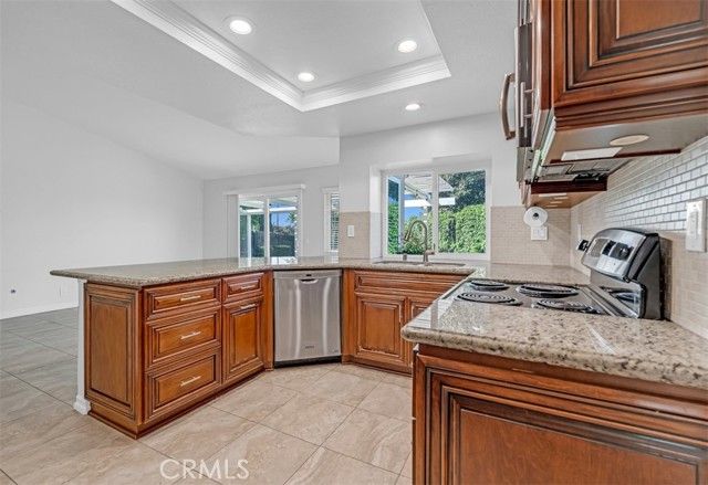 1596 Honeydale Court, Upland, CA 91786