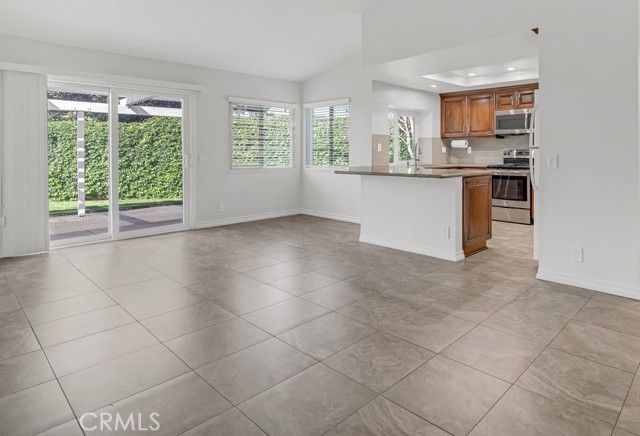 1596 Honeydale Court, Upland, CA 91786