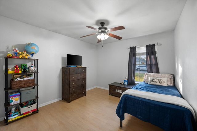 400 Fairmont Avenue, Corsicana, TX 75110